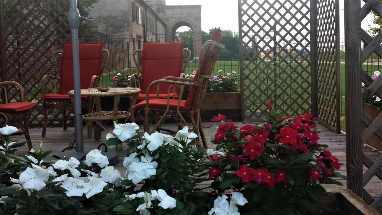 B&B Le Stanze Del Belriguardo Voghiera ภายนอก รูปภาพ